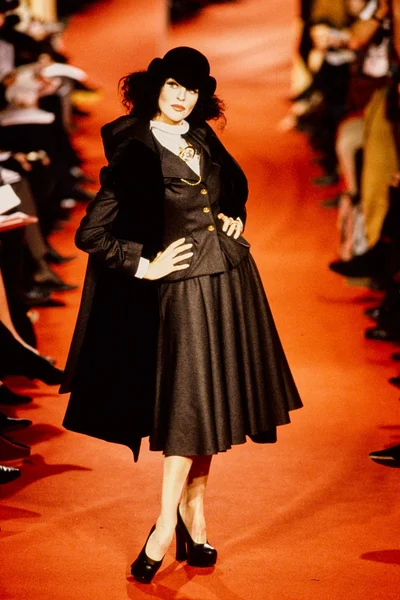 Look 7